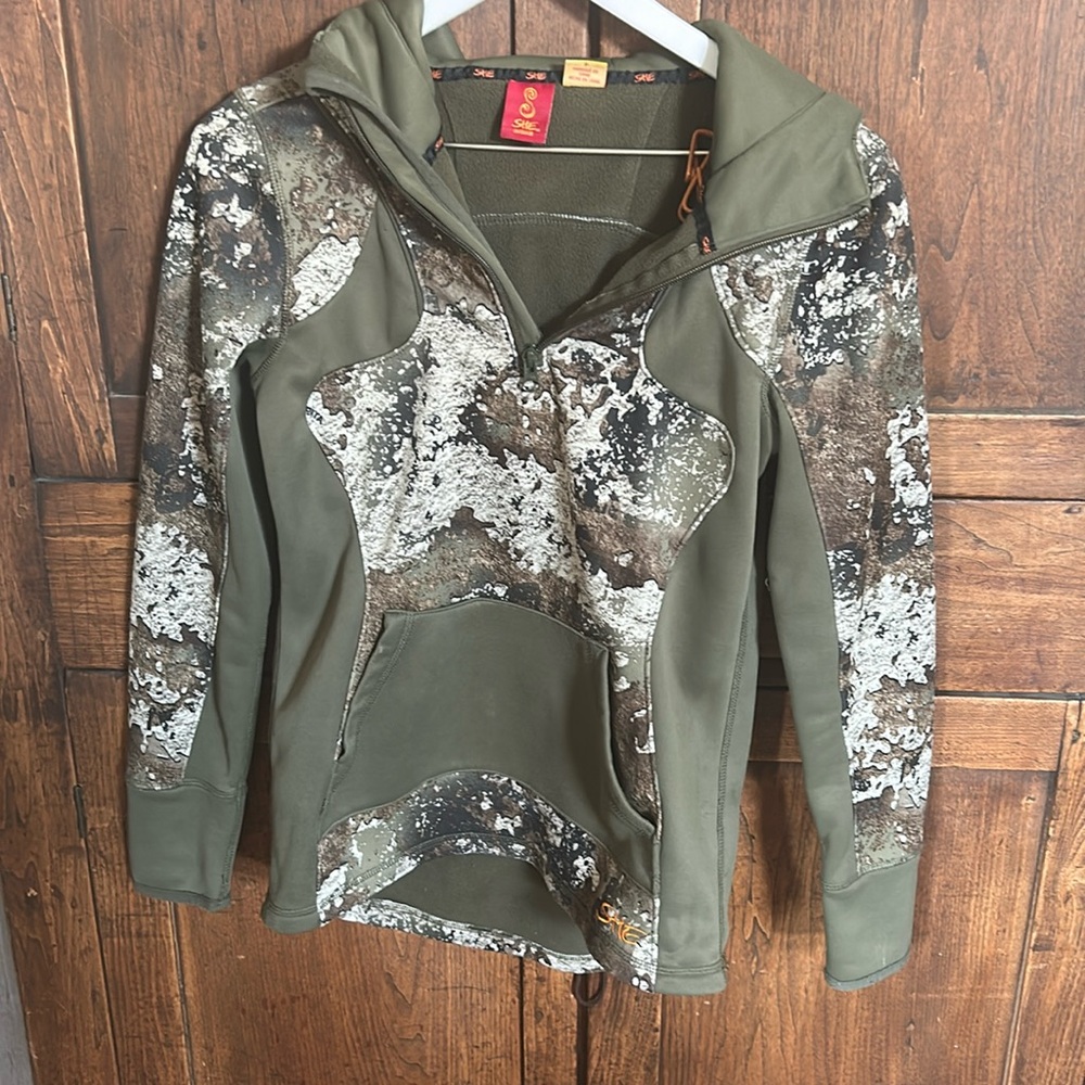 Women's Camouflage Hoodie